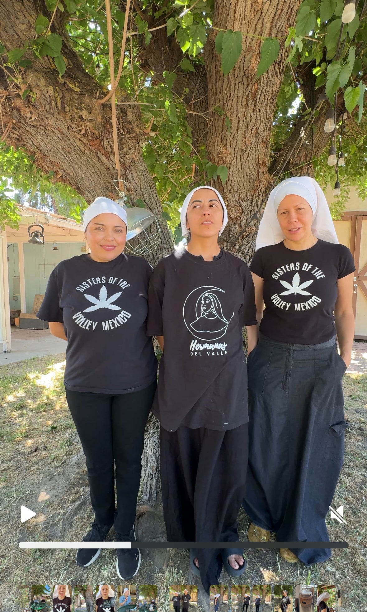Las Hermanas del Valle T-Shirt