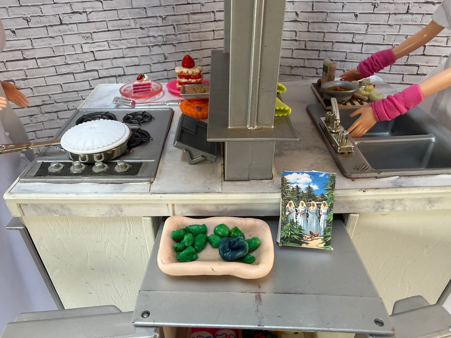 Edible Bakery Barbies