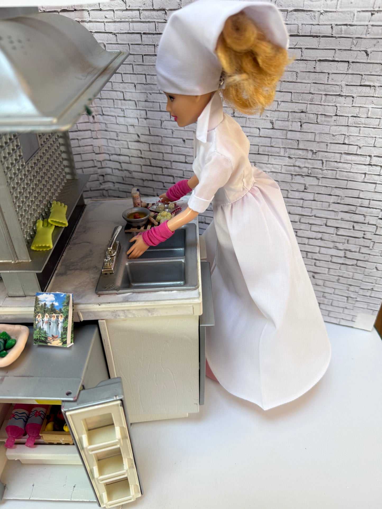 Edible Bakery Barbies