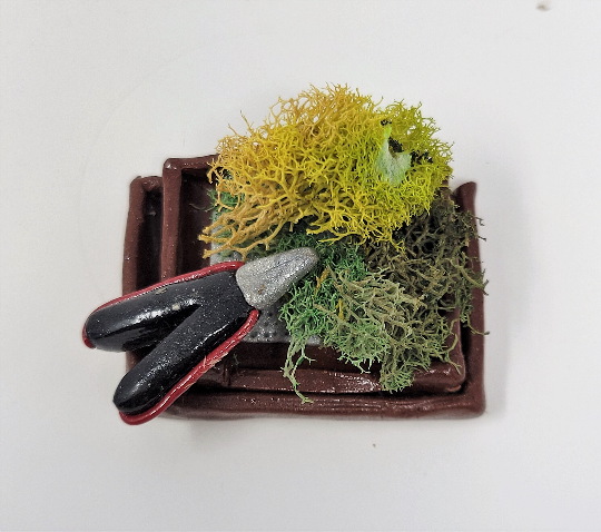 Miniature Hemp Trimming / Smoking Paraphernalia Kit